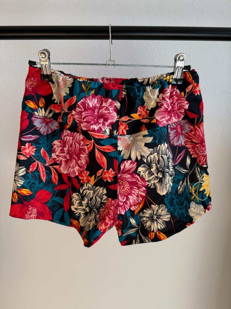 Midnight Bloom Shorts - Low Waist - Long Leg