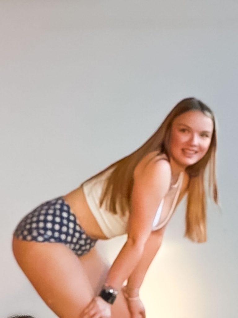 Daisy Drama Shorts - Low Waist - Short Leg