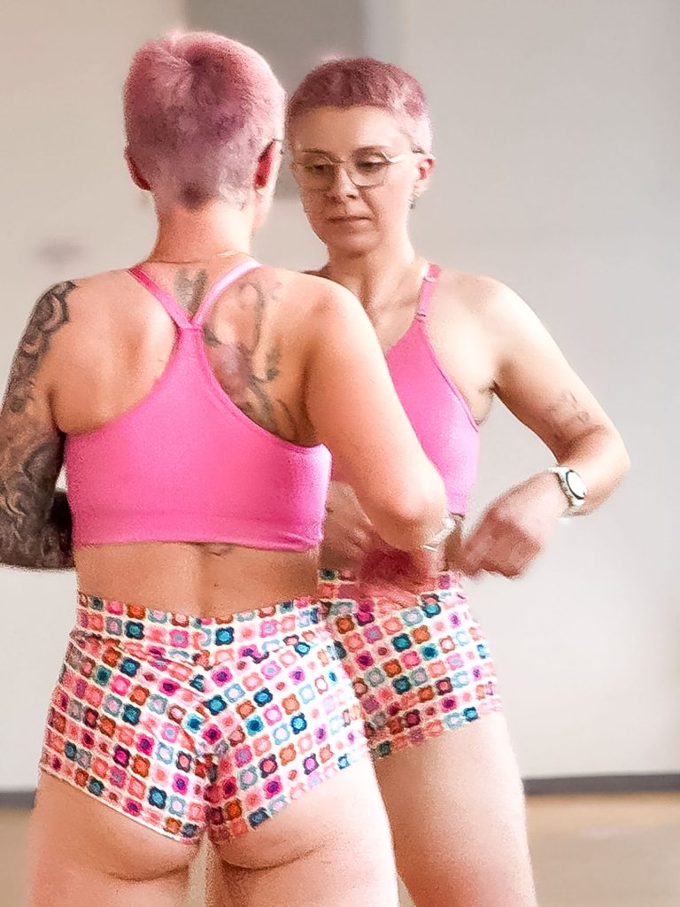 Produktbild f&uuml;r Retro Bloom Shorts - Low Waist - Short Leg