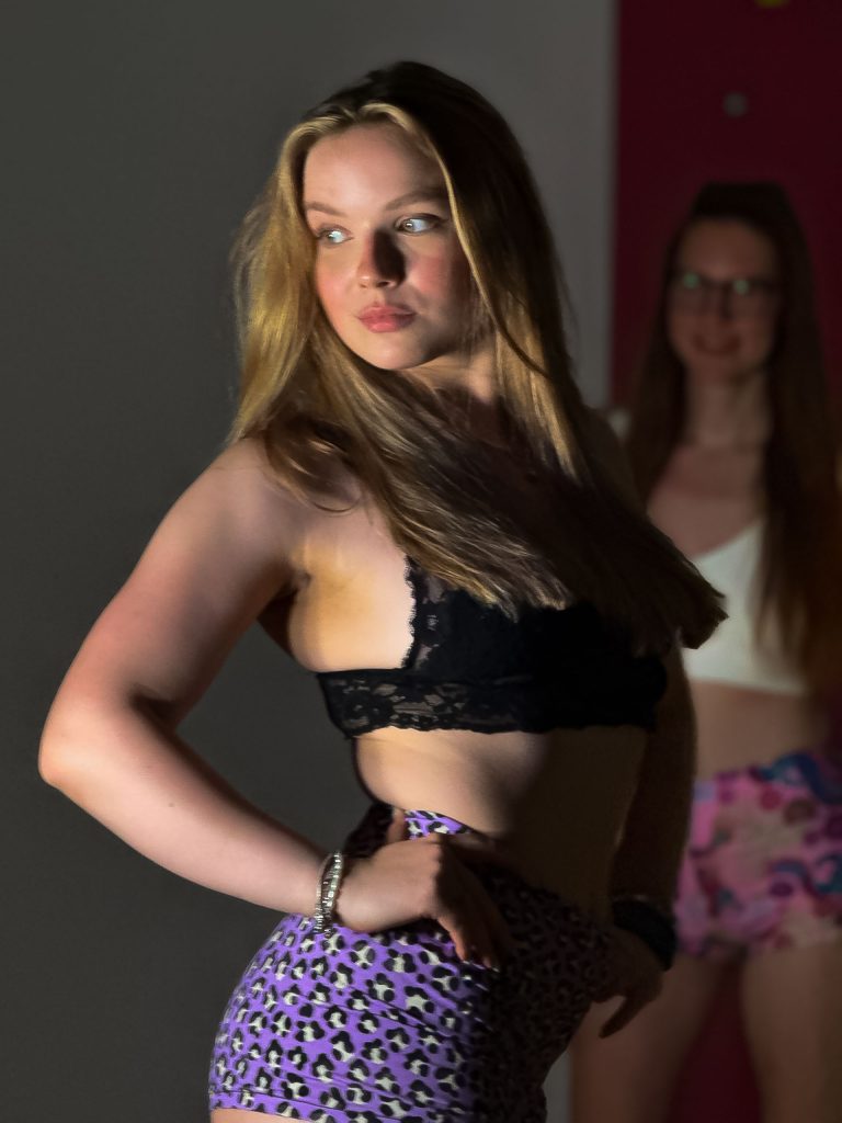 Produktbild f&uuml;r Pretty Wild Shorts - Low Waist - Long Leg